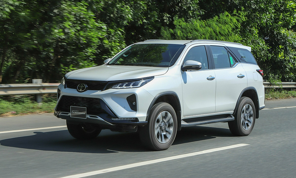 Thuê Xe 7 chỗ Toyota Fortuner Sài Gòn ⇔ Nha Trang