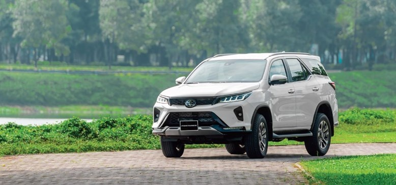 Thuê Xe 7 chỗ Toyota Fortuner Sài gòn ⇔ Mũi Né